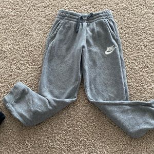 Boys Nike pants size medium 8-10